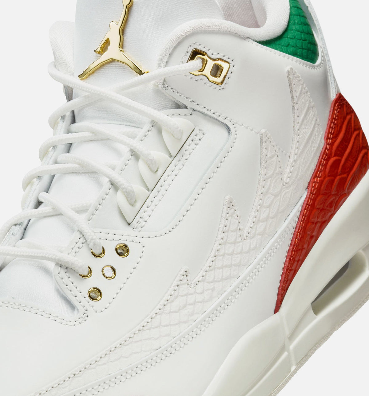 Air Jordan 3 Retro El Vuelo – Men's Lifestyle Sneaker (Summit White / Pine Green / Dragon Red / Metallic Gold)