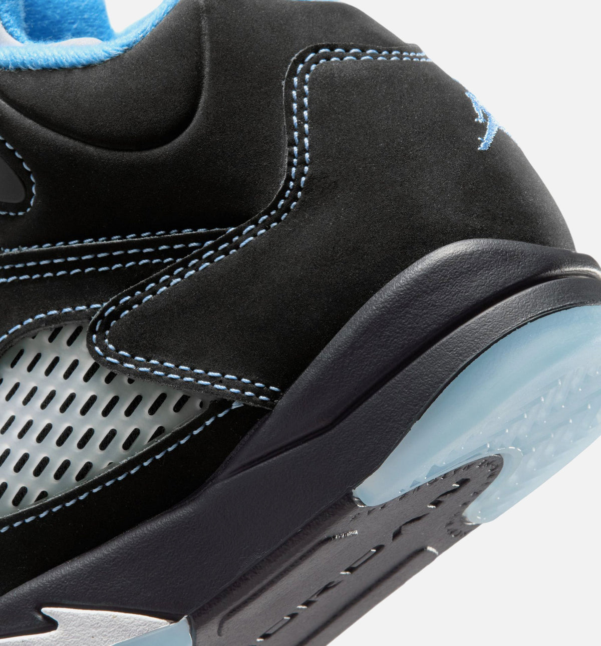Air Jordan 5 Retro Black Carolina – Preschool Lifestyle Sneaker (Black / University Blue / White)