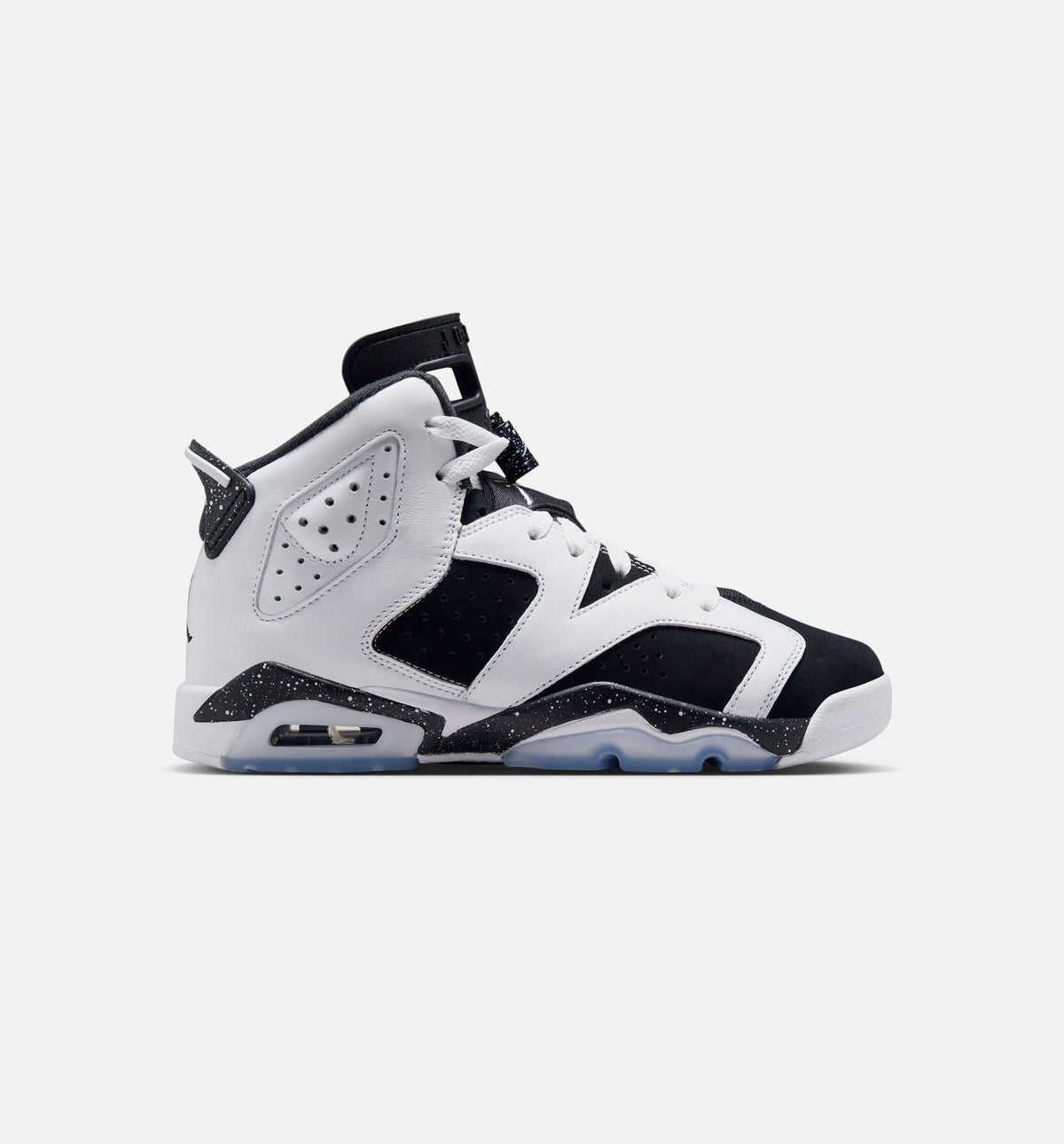 Air Jordan 6 Retro Black and White – Grade School Lifestyle Sneaker (Black / White)