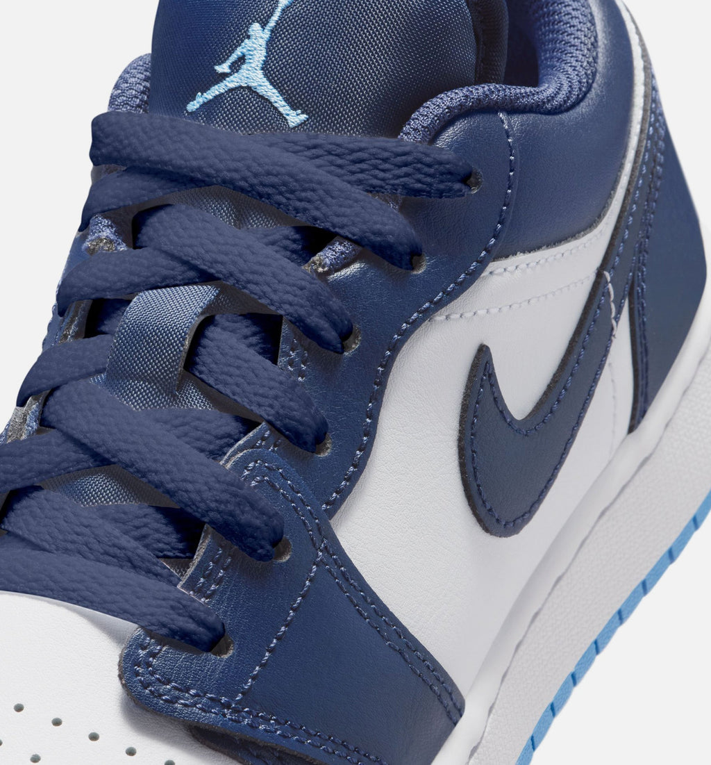 Air Jordan 1 Low – Grade School Lifestyle Sneaker (Midnight Navy)