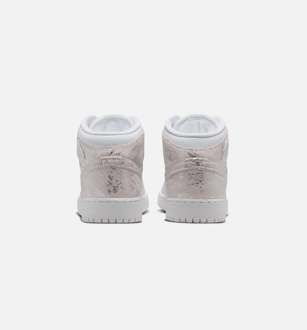 Air Jordan 1 Mid SE – Grade School Lifestyle Sneaker (White / Field Silver)