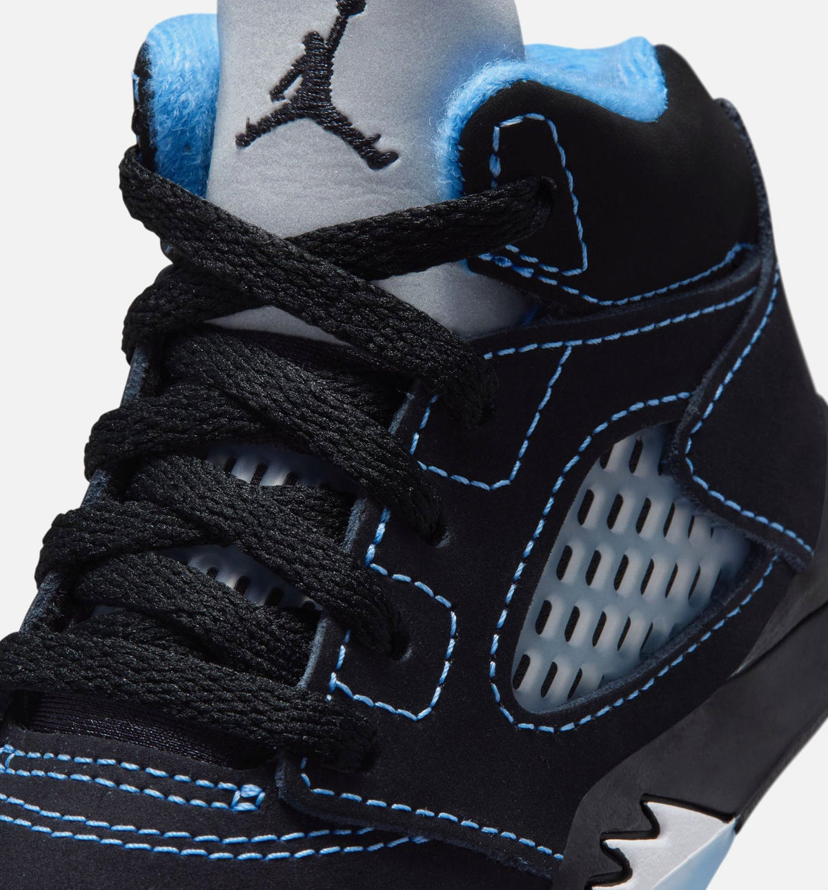 Air Jordan 5 Retro Black Carolina – Infant & Toddler Lifestyle Sneaker (Black / University Blue / White)