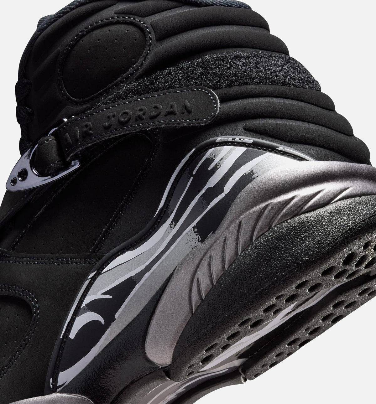 Air Jordan 8 Retro Chrome Black and Light Graphite – Men's Lifestyle Sneaker (Black / White / Light Graphite)