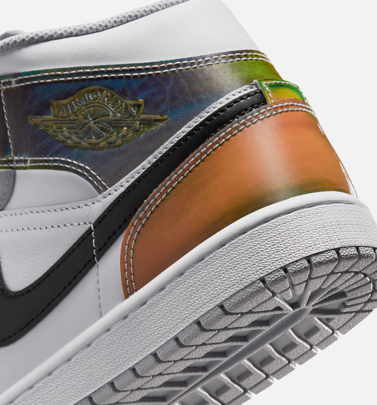 Air Jordan 1 Mid SE – Men's Lifestyle Sneaker (Black / White / Wolf Grey)