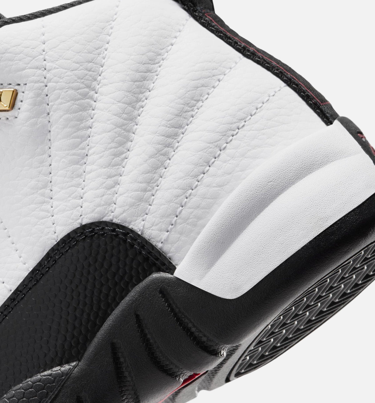 Air Jordan 12 Retro Taxi – Preschool Lifestyle Sneaker (White / Black / Taxi)