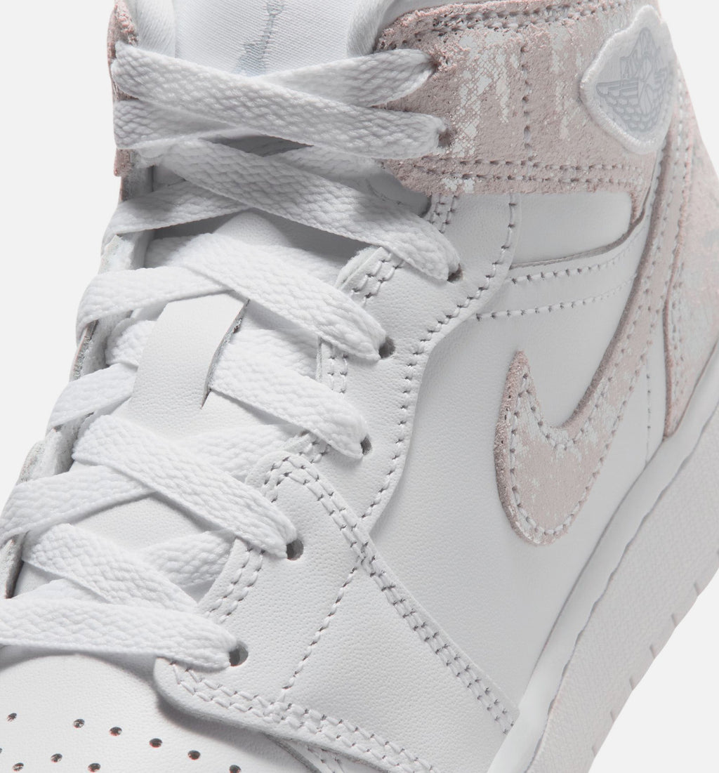 Air Jordan 1 Mid SE – Grade School Lifestyle Sneaker (White / Field Silver)