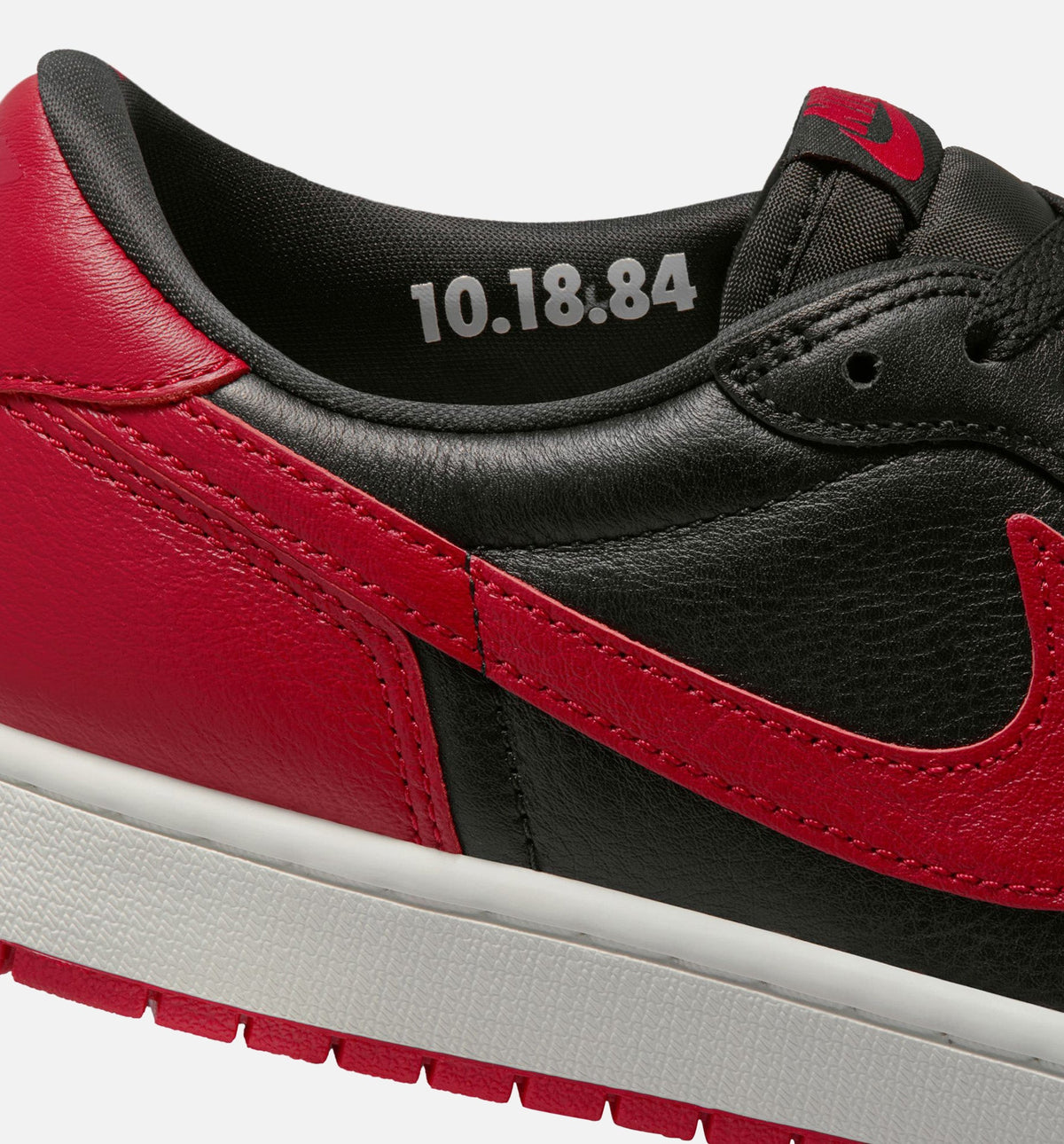 Air Jordan 1 Retro Low OG Banned – Men's Lifestyle Sneaker (Black / Varsity Red)