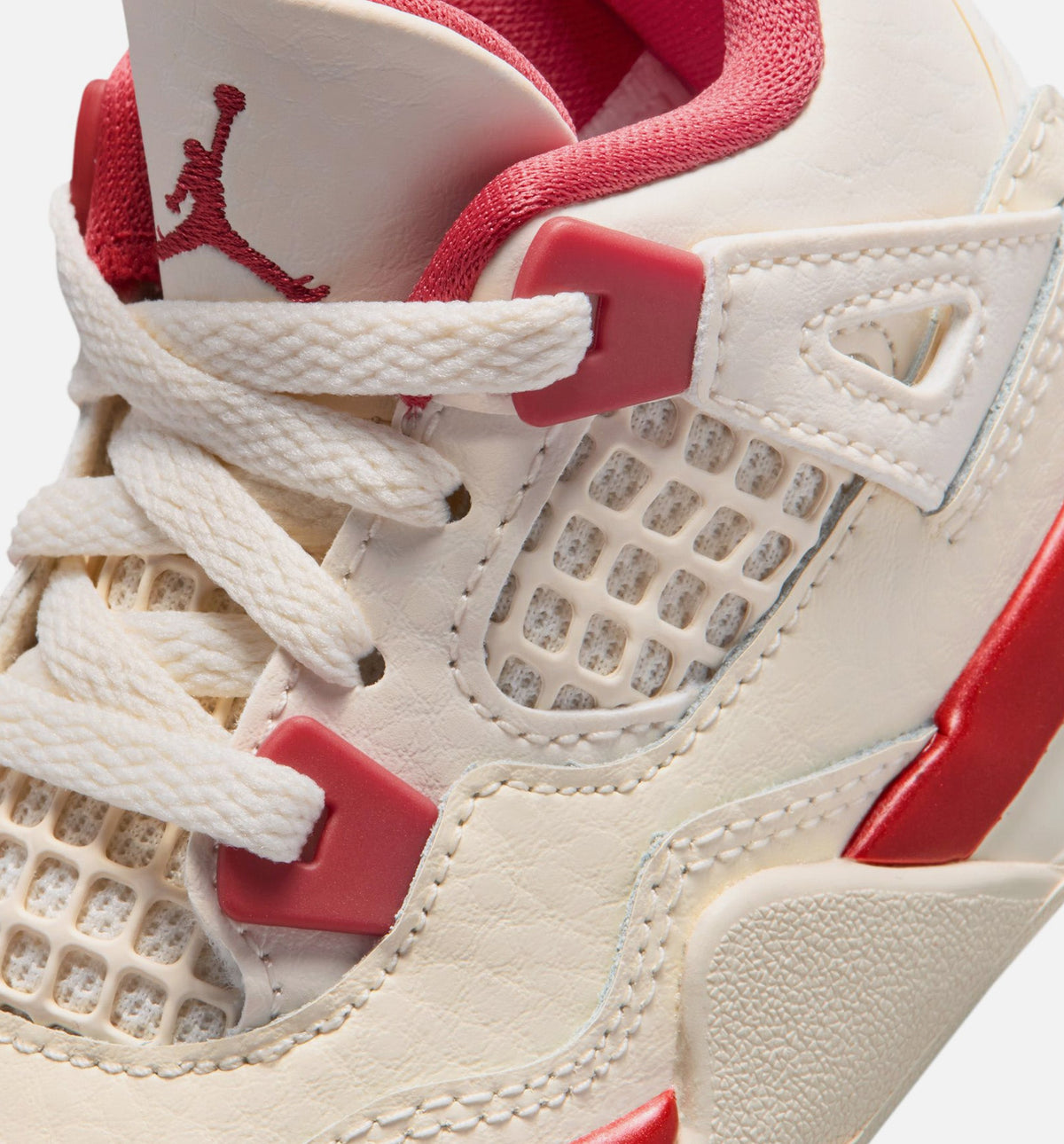 Air Jordan 4 Retro Valentine’s Day – Infant & Toddler Lifestyle Sneaker (Pale Ivory / Sierra Red / Tough Red)