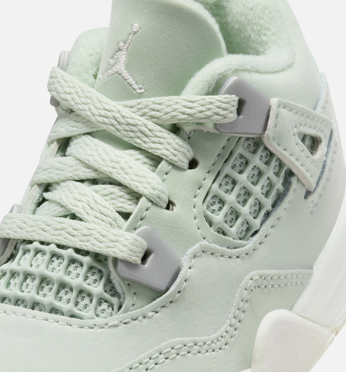 Air Jordan 4 Retro Abundance – Infant & Toddler Lifestyle Sneaker (Seafoam / Sail / Metallic Silver)