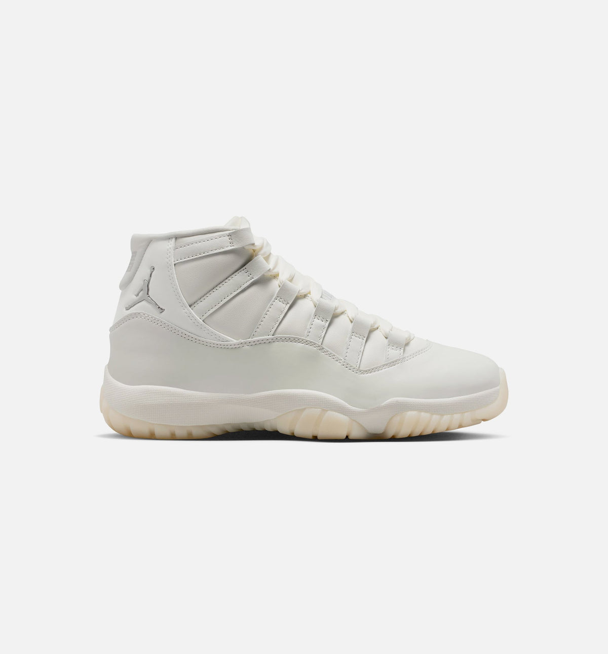 Air Jordan 11 Retro Pearl – Women's Lifestyle Sneaker (Sail / Pearl Grey / White / Metallic Silver)