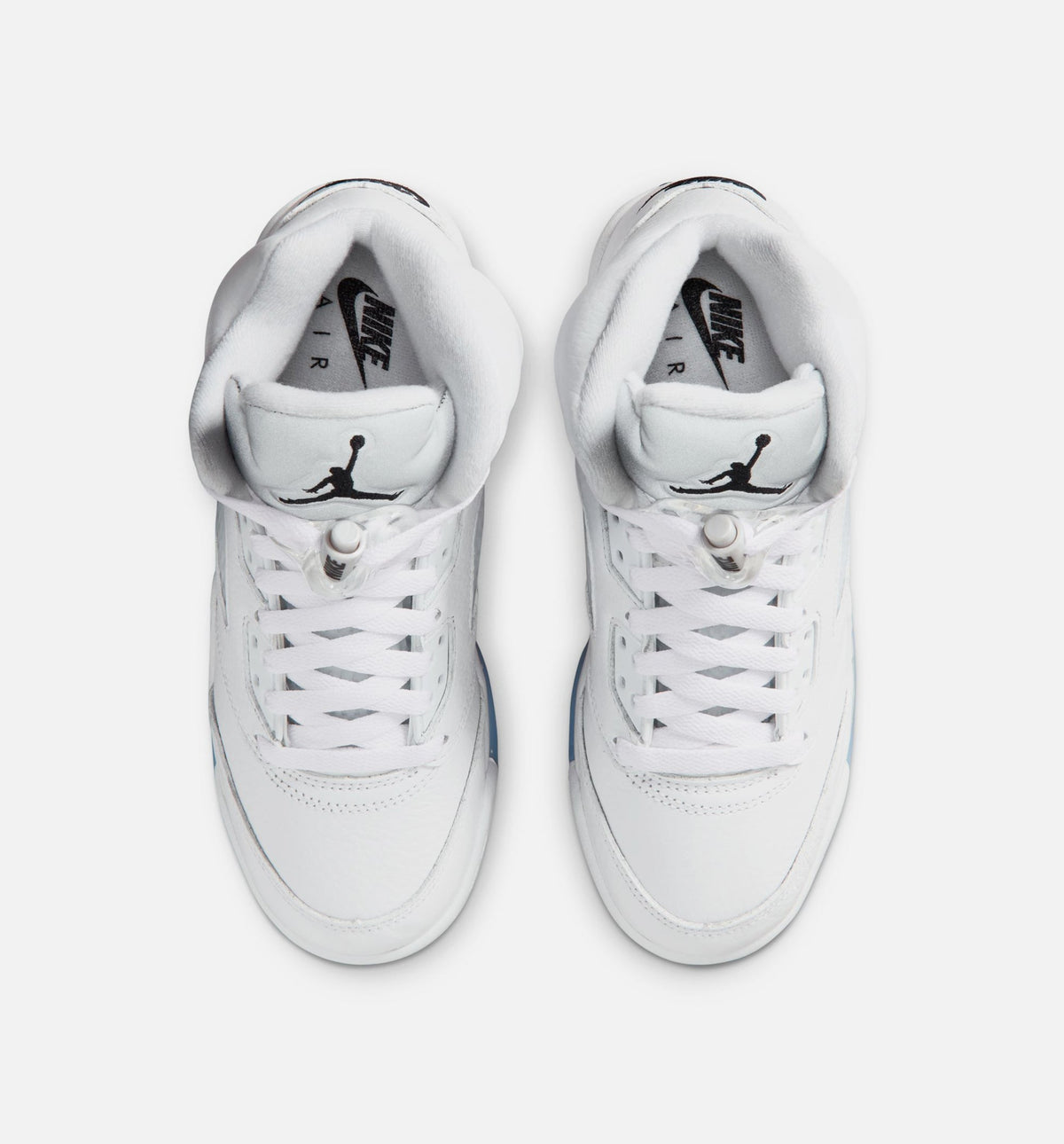 Air Jordan 5 Retro OG White Metallic – Grade School Lifestyle Sneaker (White / Black / Metallic Silver)