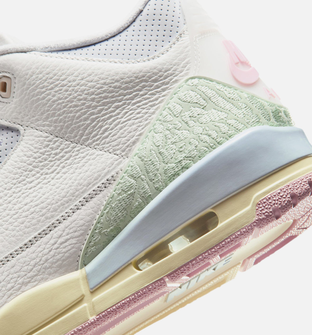 Air Jordan 3 Retro Sail & Jade Aura – Men's Lifestyle Sneaker (Sail / Jade Aura / Aura / Iced Carmine)