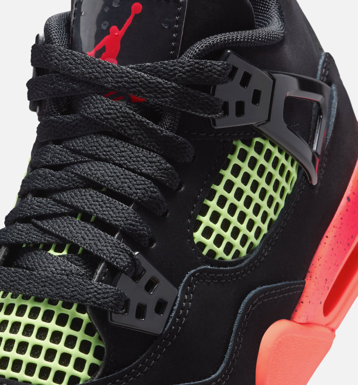 Air Jordan 4 Retro Black Infrared 23 – Grade School Lifestyle Sneaker (Black / Infrared 23 / Bright Mango)