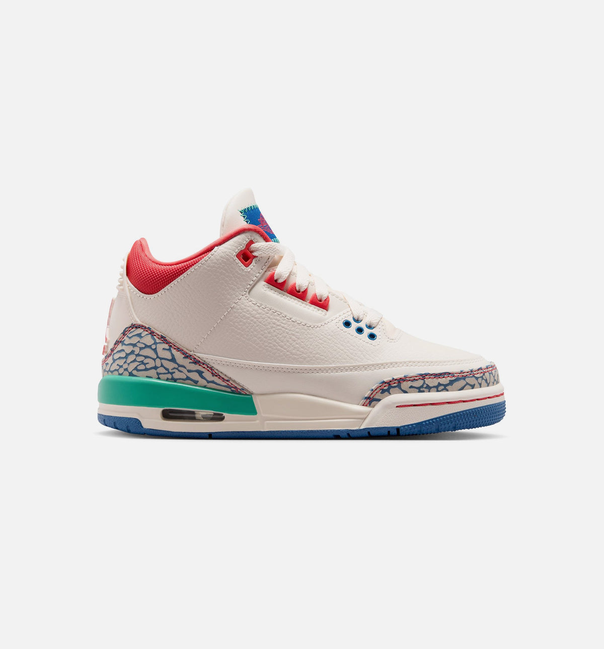 Air Jordan 3 Retro Play Your Way – Grade School Lifestyle Sneaker (Chalk / Track Red / True Blue / Kinetic Green)