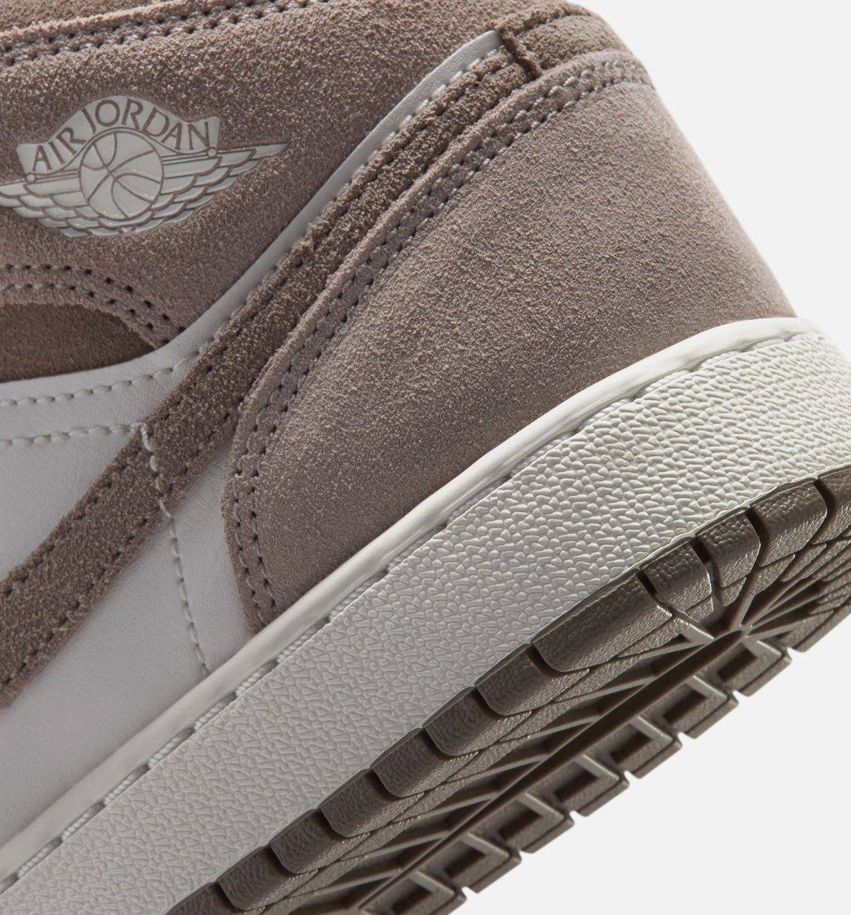 Air Jordan 1 Mid – Grade School Lifestyle Sneaker (Enigma Stone / Olive Grey)