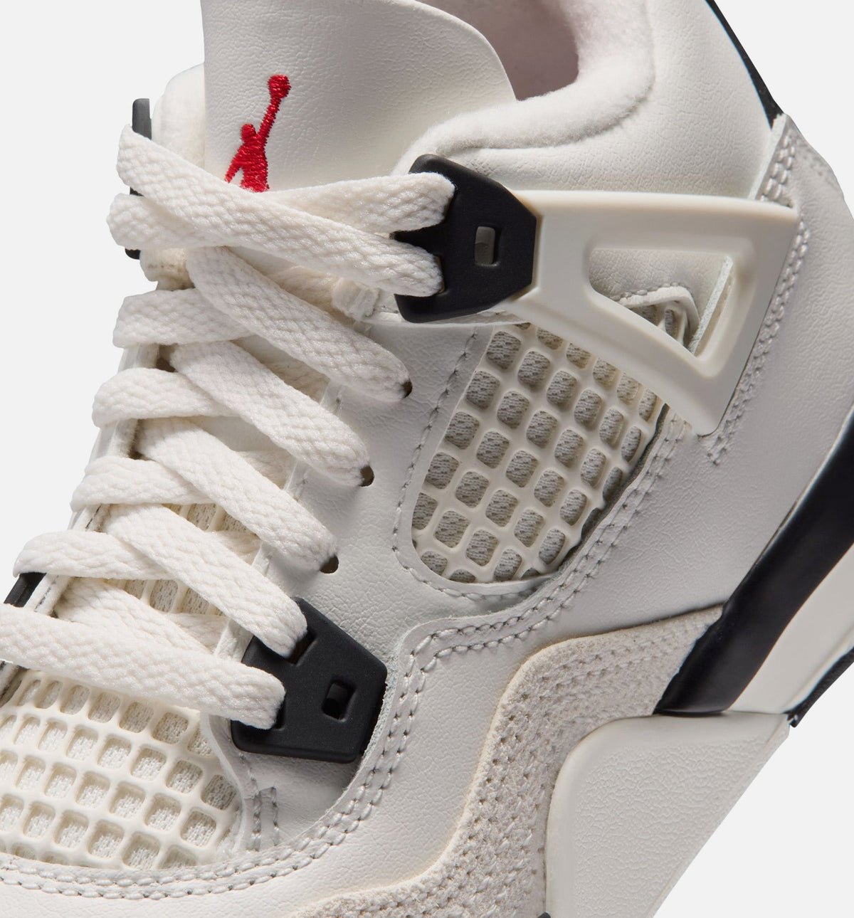 Air Jordan 4 Retro Flight Club – Preschool Lifestyle Sneaker (Sail / Black / University Red)