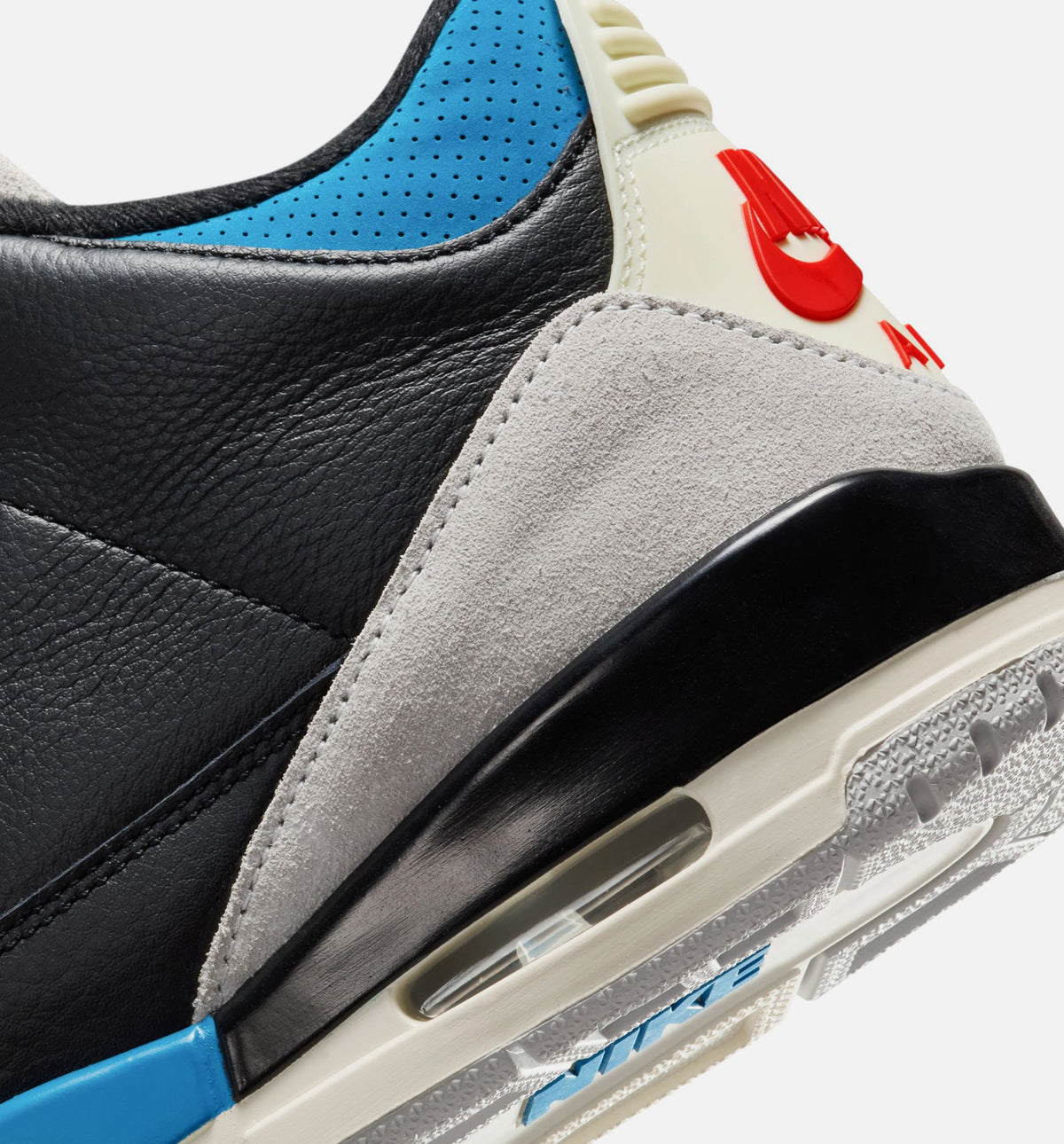 Air Jordan 3 Retro OG Rare Air – Men's Lifestyle Sneaker (Black / Chile Red / Neutral Grey)