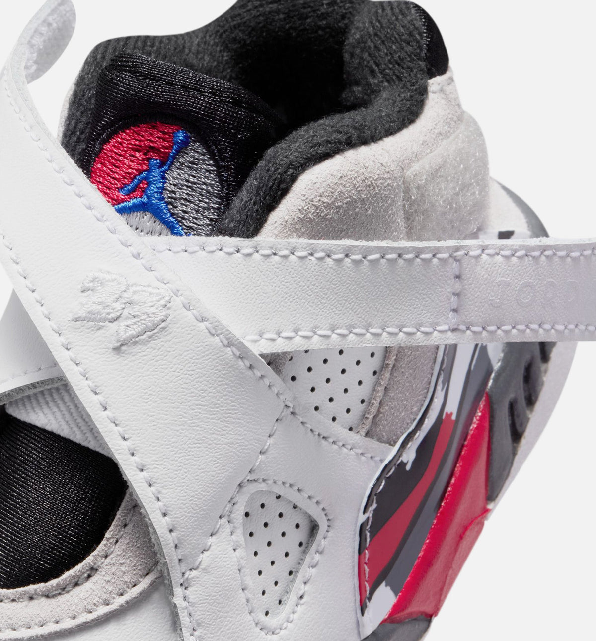 Air Jordan 8 Retro White and True Red – Infant & Toddler Lifestyle Sneaker (White / Black / True Red)